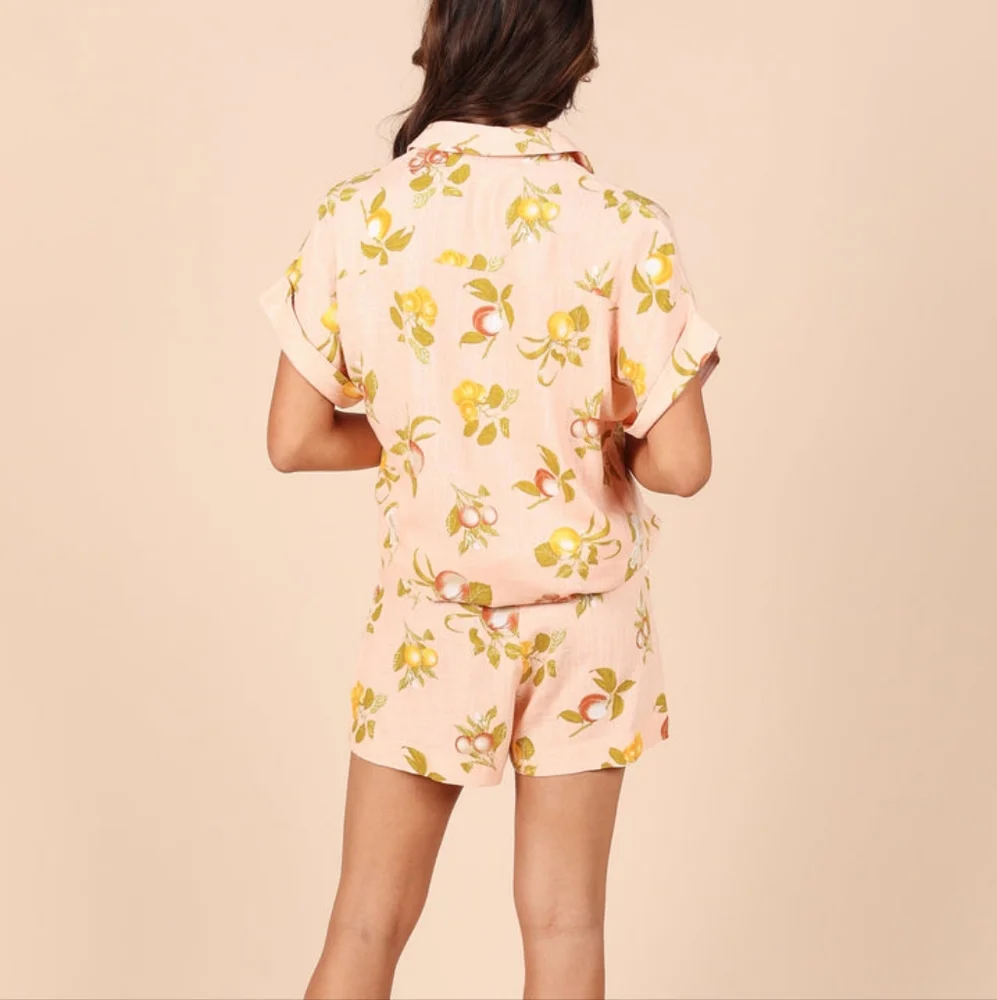Petal & Pup Cecily Short Sleeve Button Down Top - Picture 2 of 8